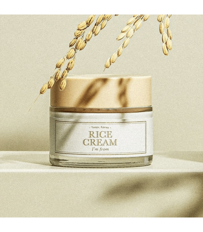 I’m From Rice Cream è una crema viso vegana con ceramide di crusca di riso che idrata, rinforza la barriera cutanea e regola il
