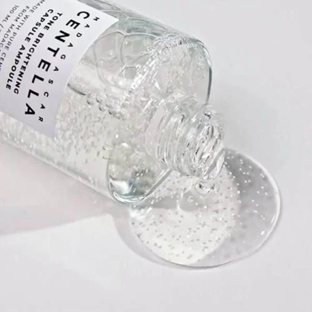 SKIN1004 - Madagascar Centella Tone Brightening Capsule Ampoule - Siero viso illuminante