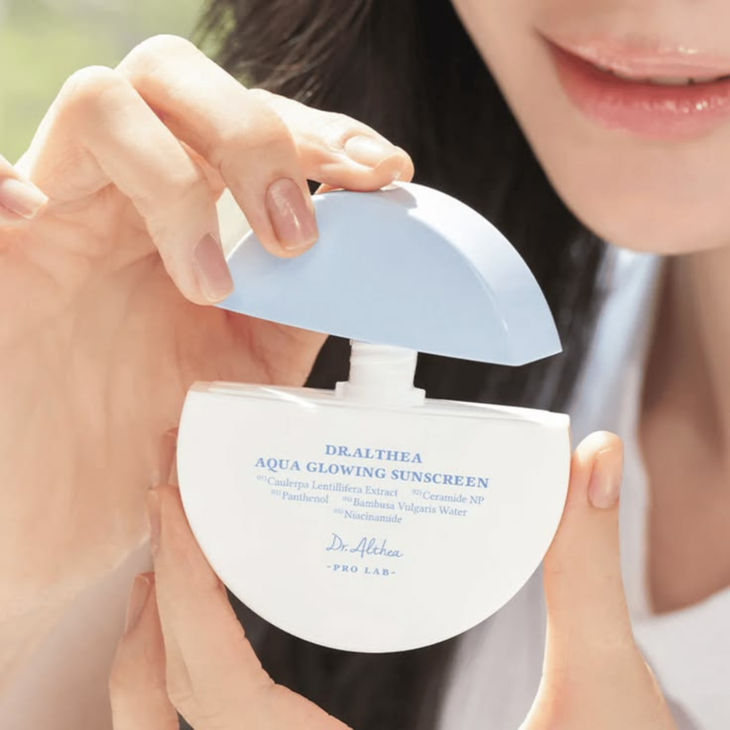 Dr. Althea – Aqua Glowing Sunscreen – Crema solare viso idratante SPF50+