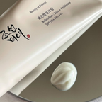 Relief Sun: Rice + Probiotics SPF50 - Crema solare viso idratante al riso e probiotici