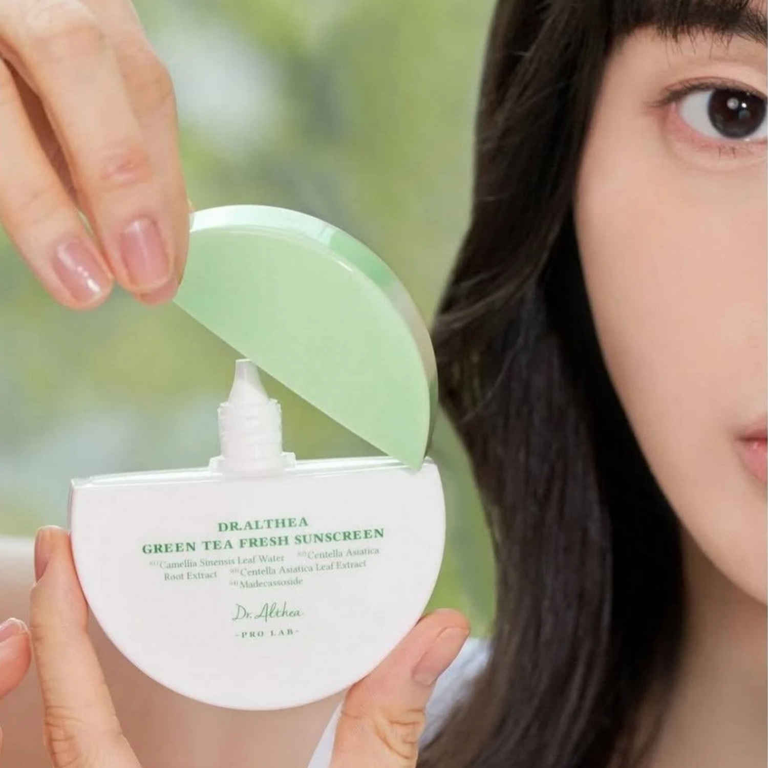 Green Tea Fresh Sunscreen SPF50 - Protezione solare viso lenitiva